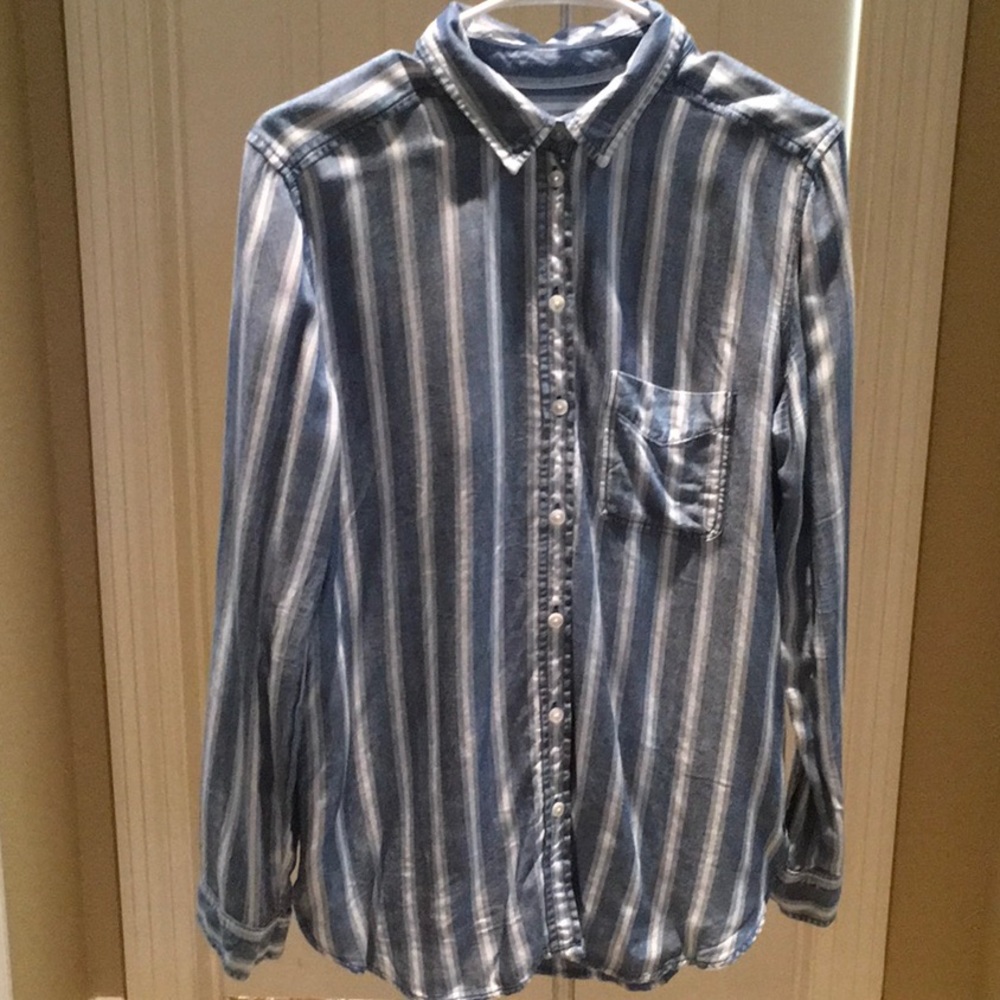 America Eagle blouse medium